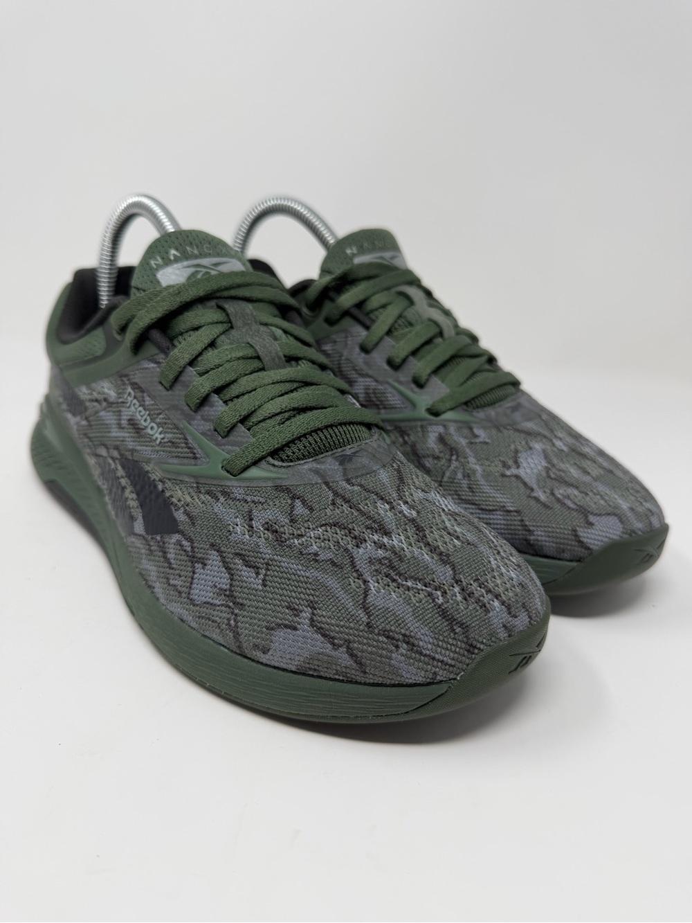 Reebok women’s Nano X5 Athletic Shoes Sz.6 - Dark Green & Gray Outsoles